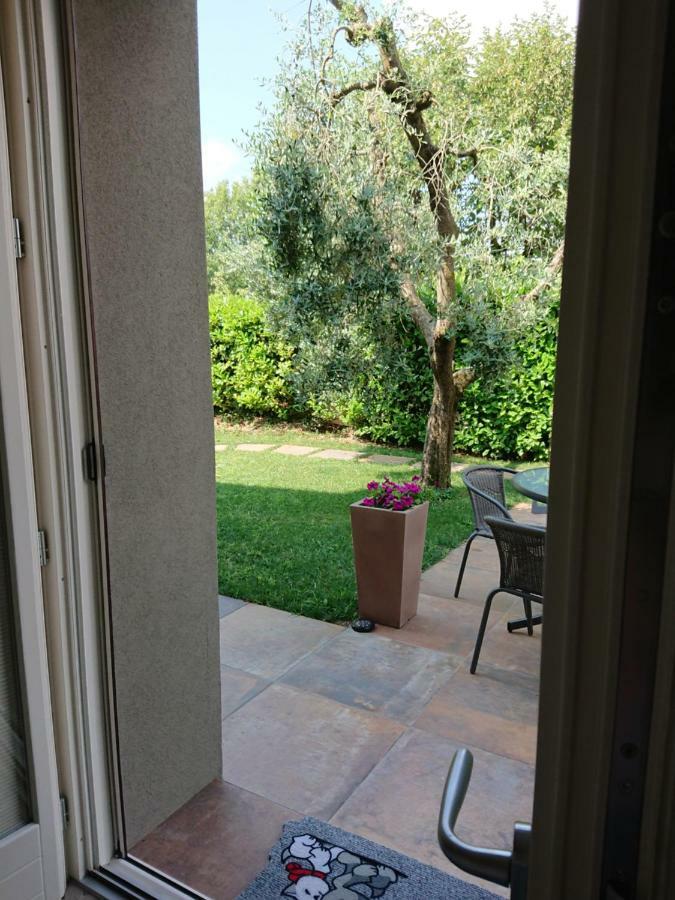 Hotel Il Carpino Bianco Puegnago sul Garda Exterior foto